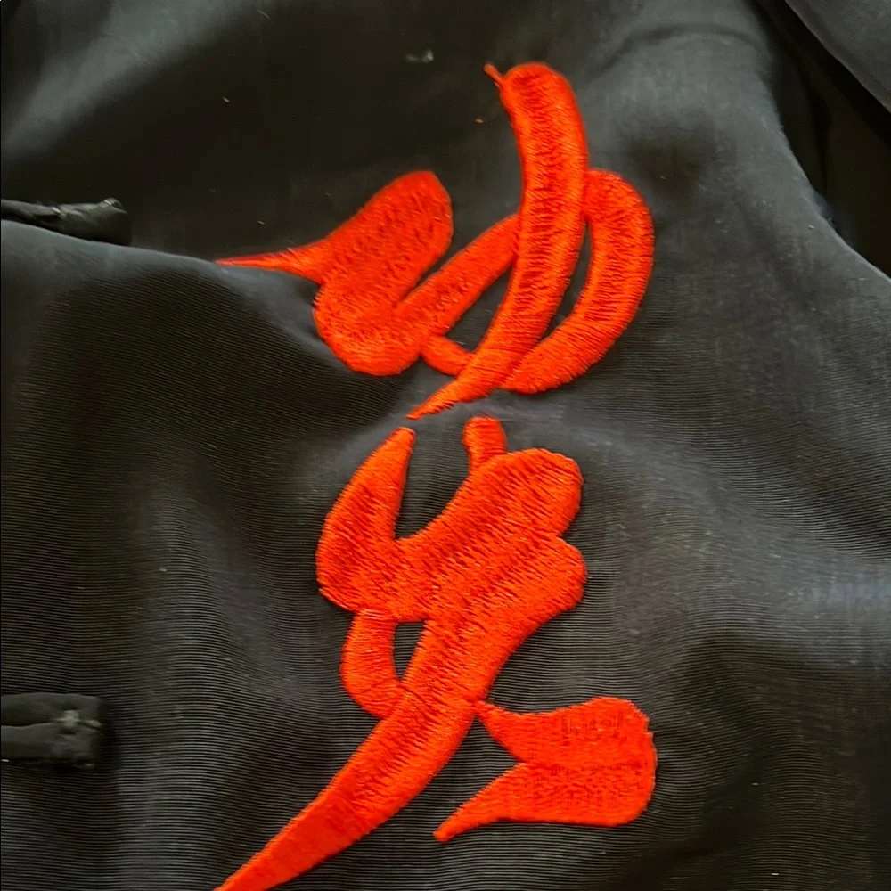 Chinese dragon embroidered shirt set - Picture 4 of 13